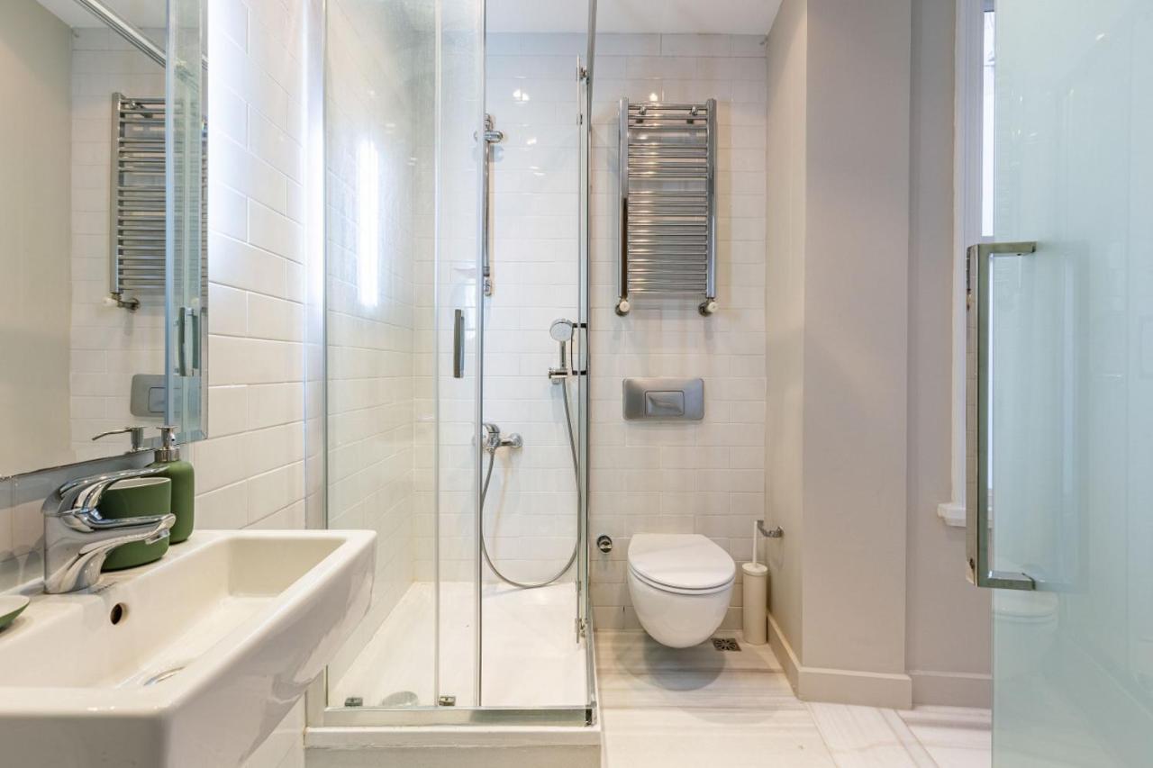 Mesmerizing Flat With Bosphorus View In Beyoglu Apartment Istanbul Luaran gambar